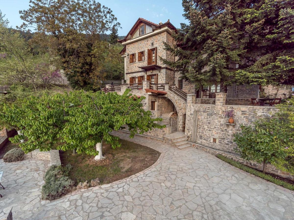 Villa Mylonas Ano Polidhrosos Exterior photo